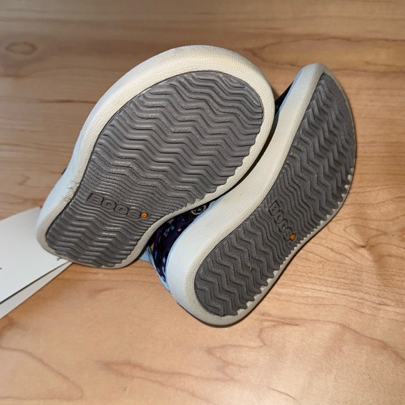 Kids Bogs kicker Slip on Shoe size 5 in Purple Cheetah Print Toddler Water Shoe - Picture 6 of 7